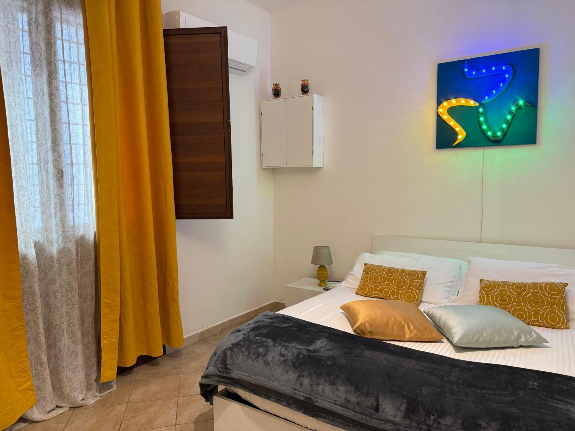 70m² 1 Slaapkamer, 1 Privé Badkamer In Centrum Appartement *